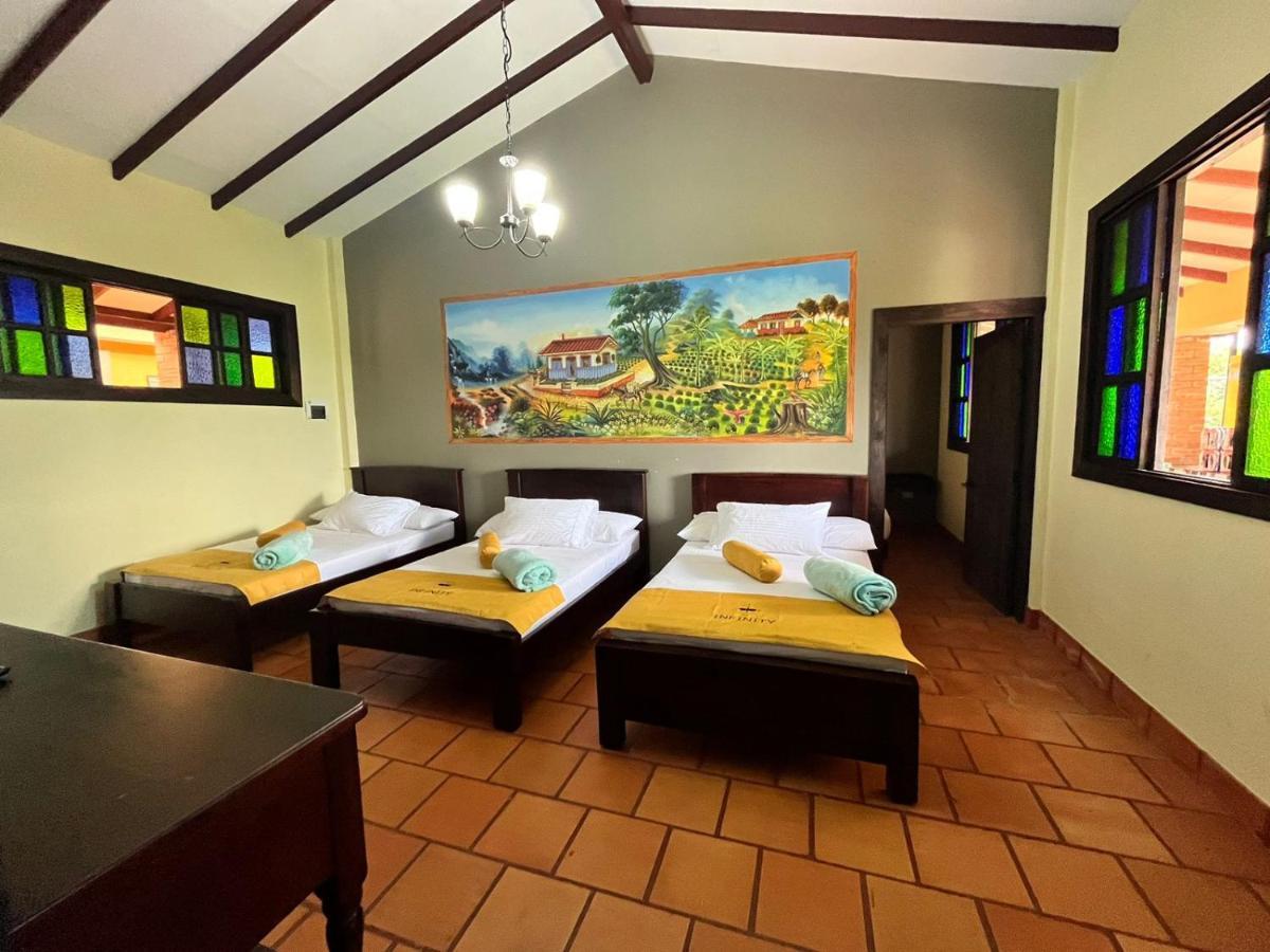Hotel Campestre Los Mangos Quimbaya Exterior photo