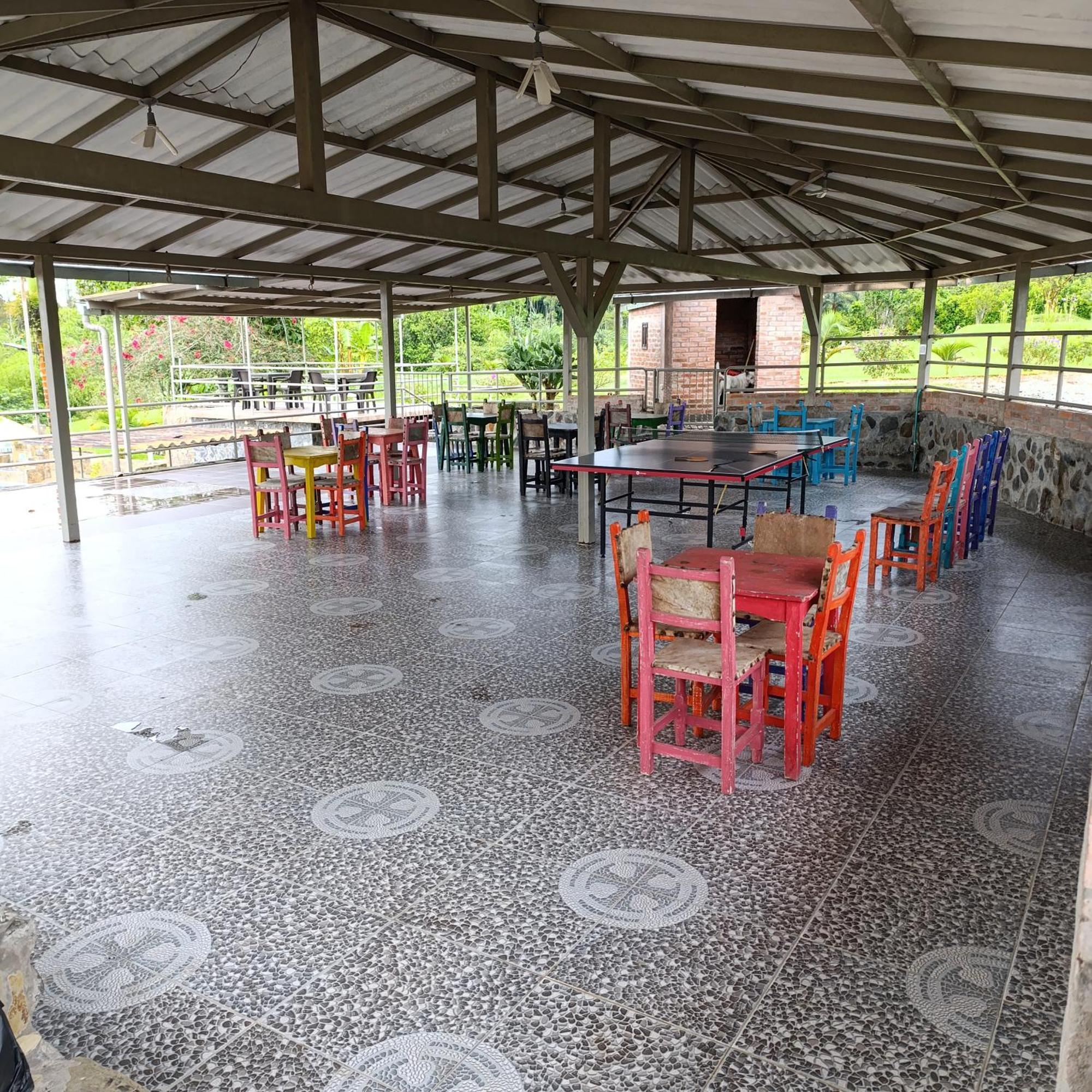 Hotel Campestre Los Mangos Quimbaya Exterior photo